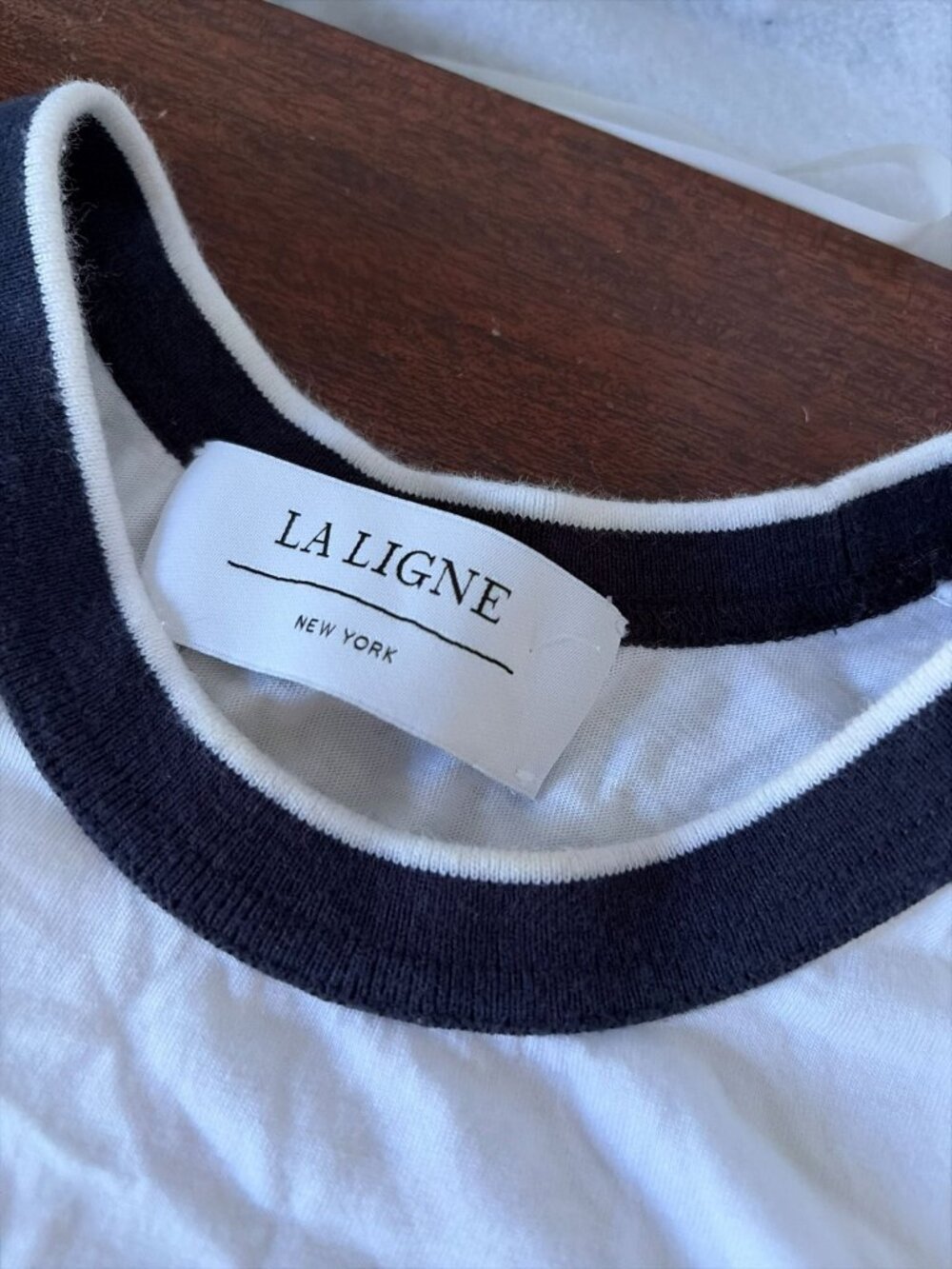 La Ligne Embroidered "J'parle pas français" Ringer Tee Listing SZ M - Picture 13 of 13